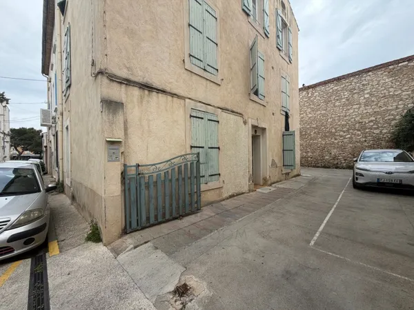 Studio 1 pièce 12 m²