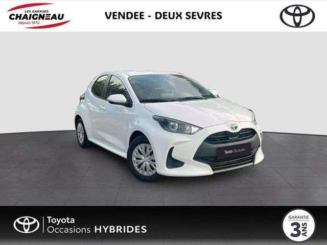 Toyota YARIS Toyota Yaris 116h Dynamic 5p MC24