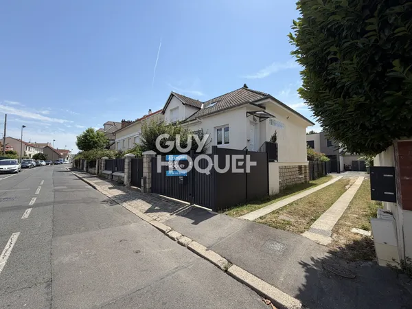 MAISON À VENDRE DE 4 PIÈCES DE 79,00 M²