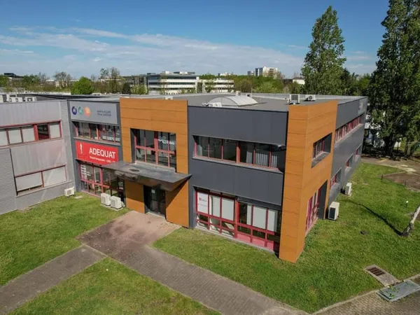 Bureaux 209 m²