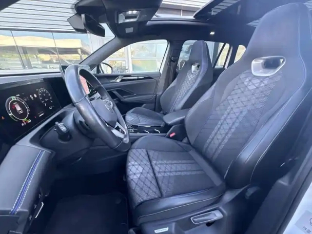 Volkswagen Tiguan 1.5 ehybrid 272ch r-line dsg6 — photo 10