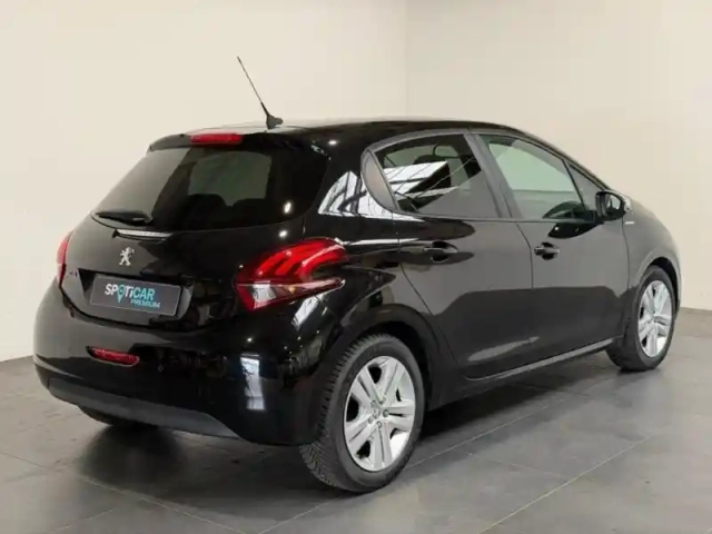 Peugeot 208 1.2  82 style 5 portes gps radar carplay — photo 6