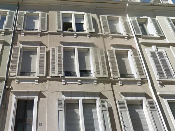 Immeuble de rapport de 4 appartements avec combles aménageab