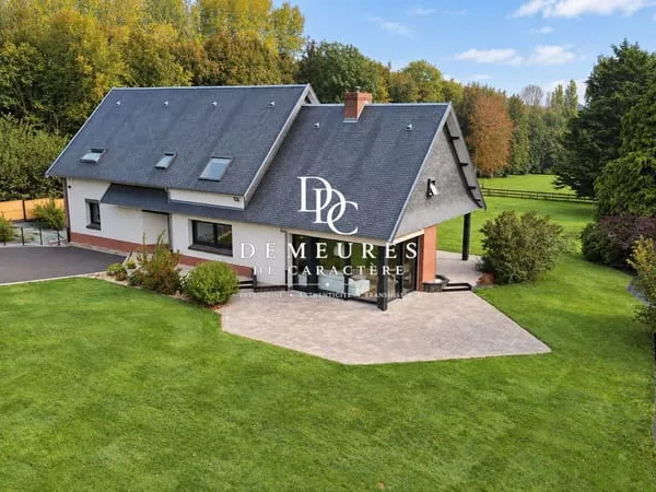 PAVILLON MODERNE - PROCHE HESDIN - 1,4 HECTARES