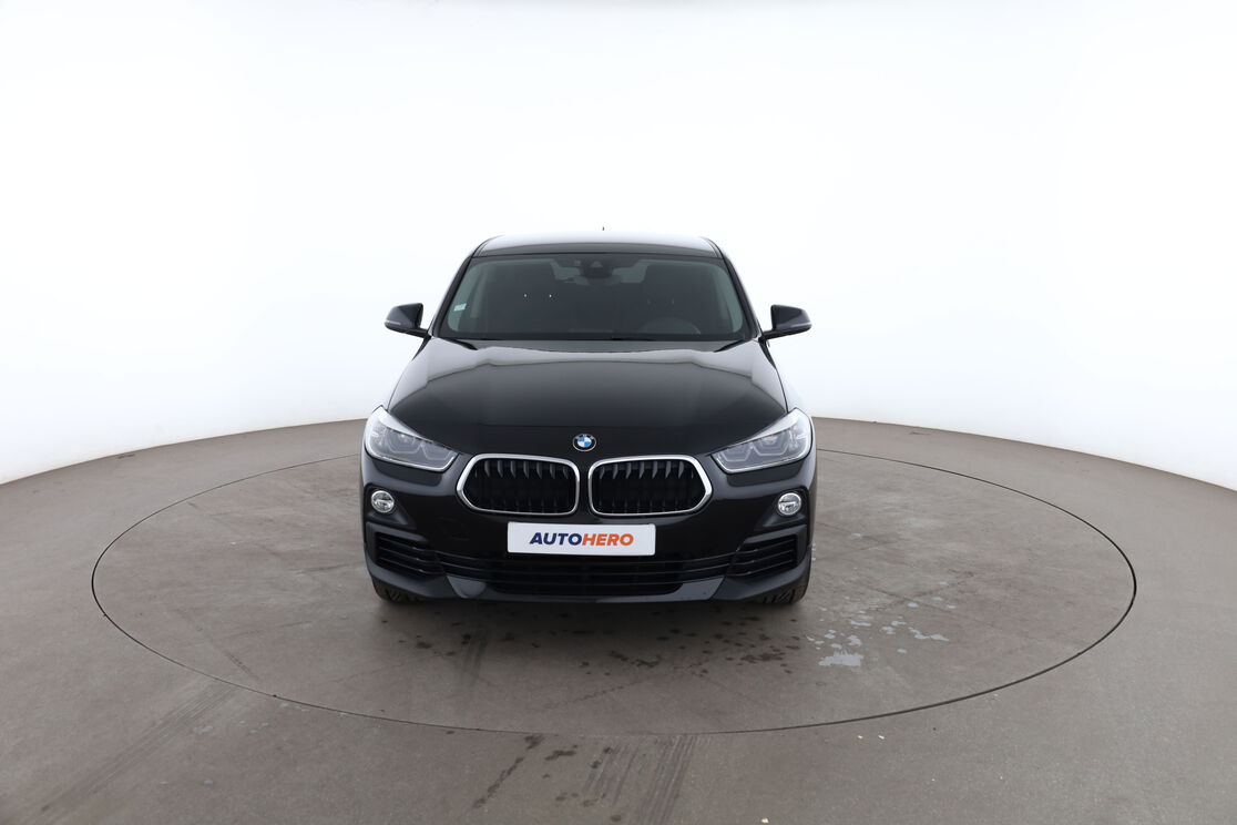 BMW X2 sDrive18dA Lounge — photo 8