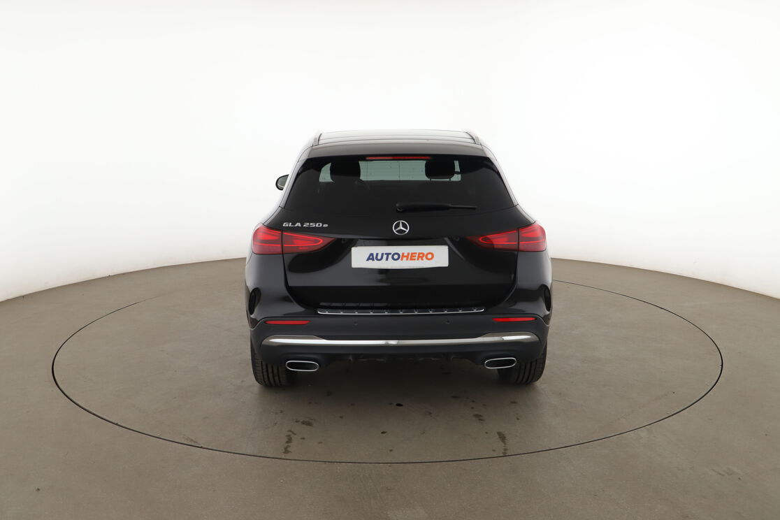 Mercedes-Benz GLA 250 e AMG Line 8G-DCT — photo 4