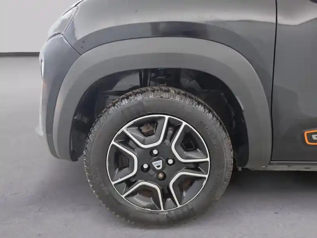 Dacia Spring achat intégral — photo 285