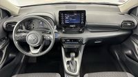 Toyota Yaris 116h Dynamic 5p MY22 — photo 11