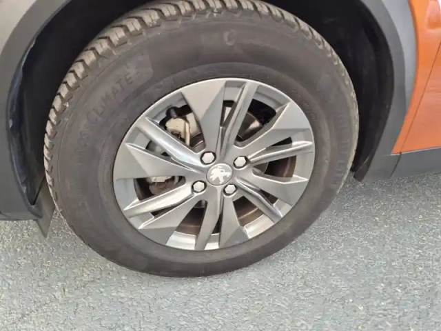 Peugeot 2008 puretech 100 s&amp;s bvm6 — photo 26