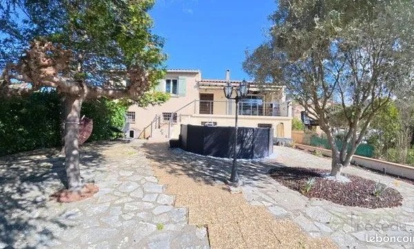 Maison 6 pièces 98 m²
