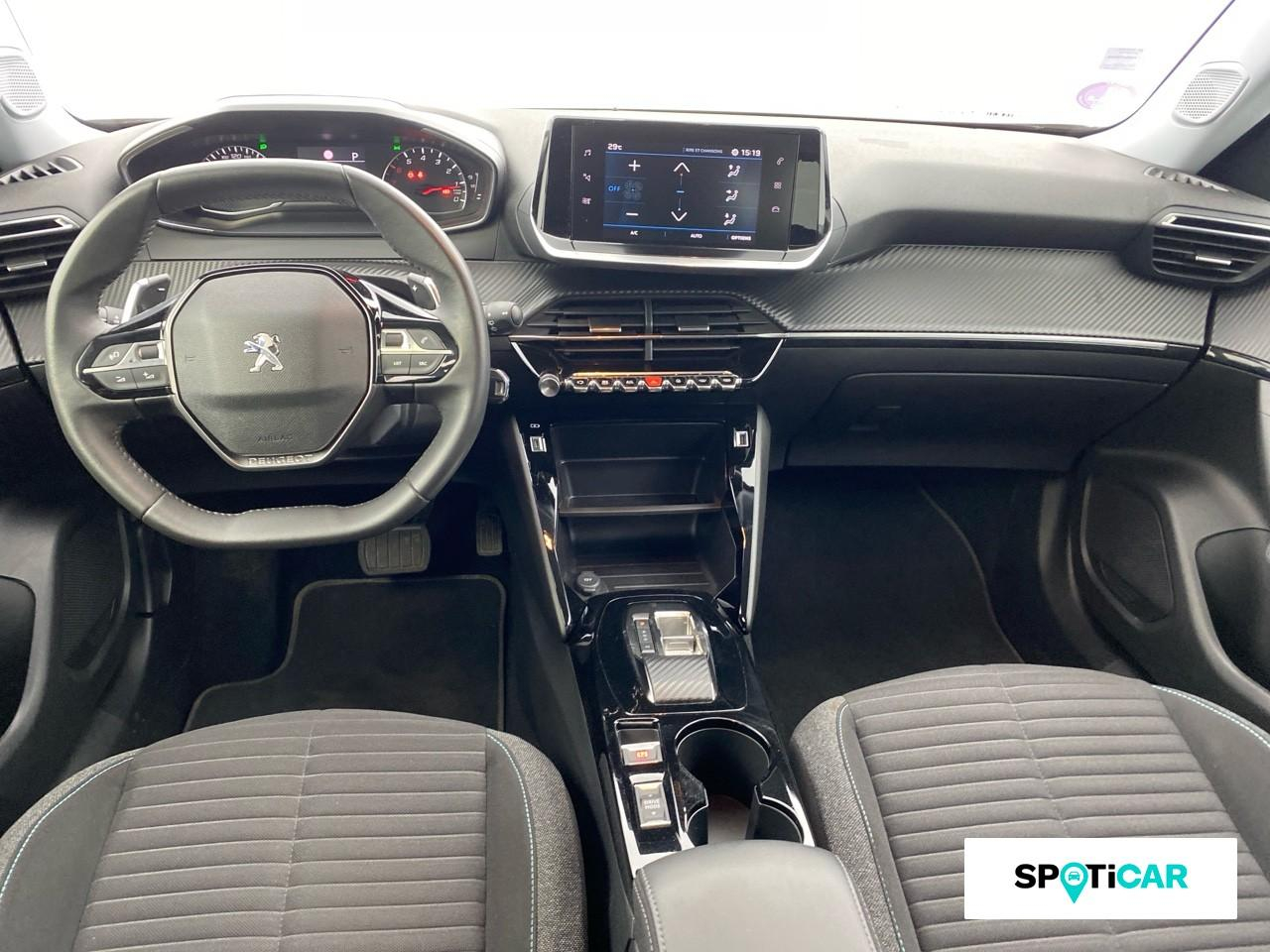 Peugeot 2008 1.2 puretech 130ch s&s style eat8 — photo 8
