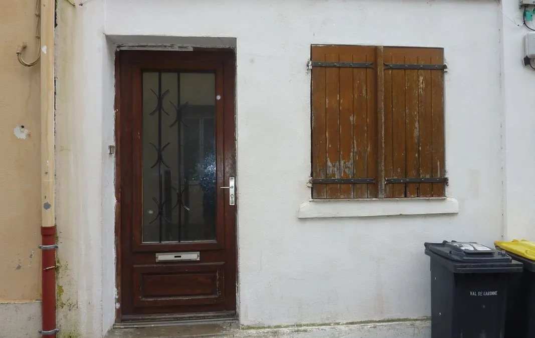 Photo 1