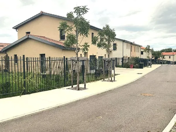 Terrain 378 m²