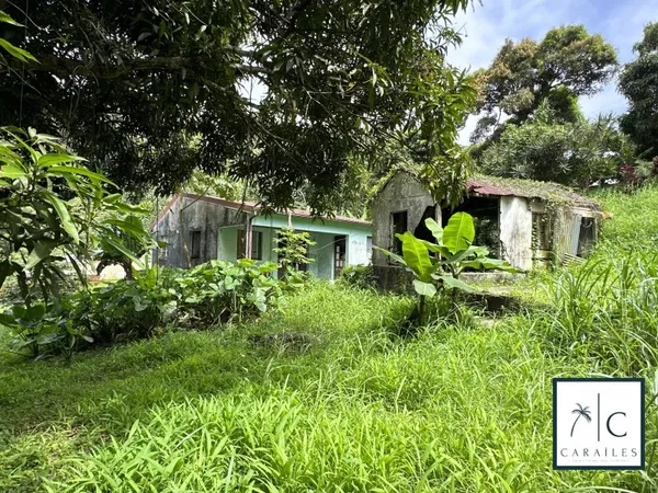 Maison avec beaucoup de potentiel sur une parcelle de 2245m²