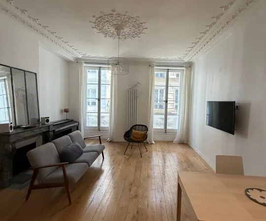 Appartement de 50m2 à louer sur Paris 08