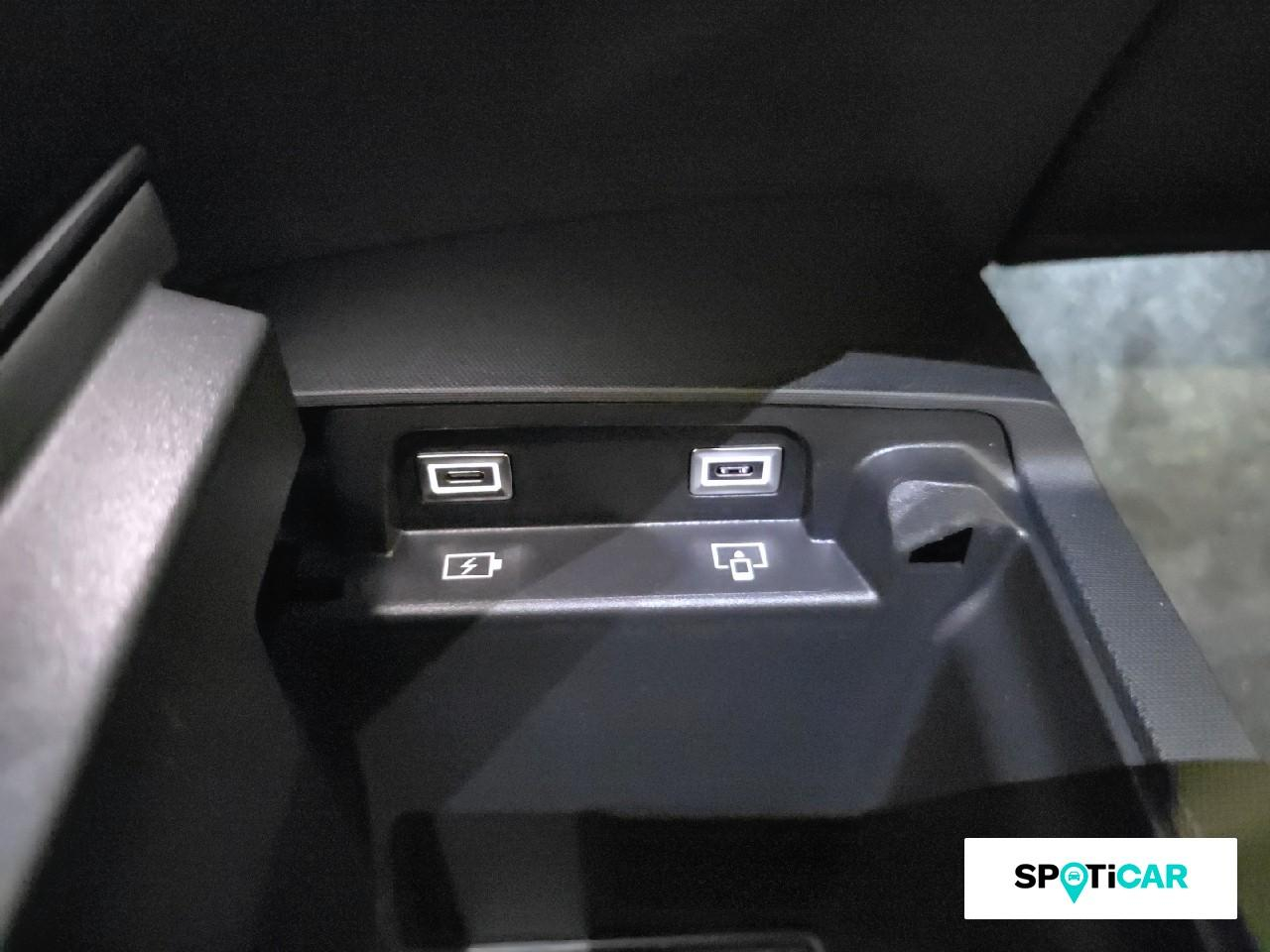 Peugeot 3008 hybrid 145 e-dcs6 gt — photo 20