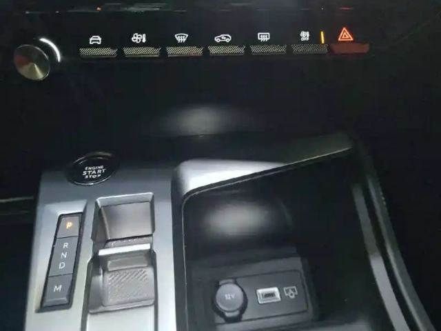 Peugeot 408 puretech 130 ch s&amp;s eat8 — photo 27
