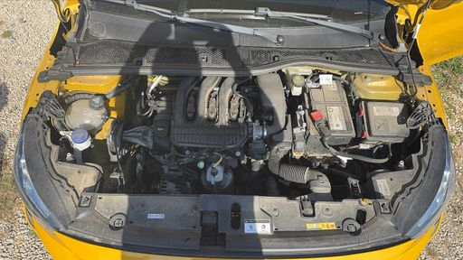 Peugeot 208 1.2 PureTech 75 - Active – 2021 – 67095 km – Essence – Boîte Manuelle — photo 4