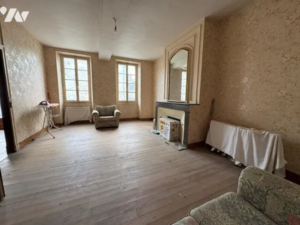 Maison 9 pièces 223 m²
