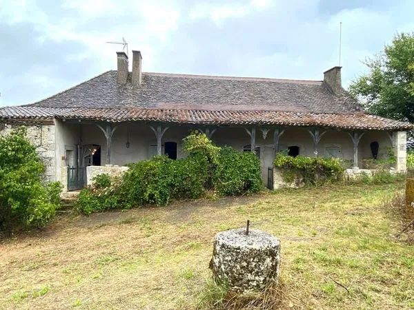 Maison 6 pièces 235 m²