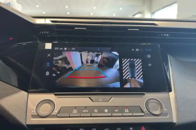 Peugeot 308 hybrid 145 e-dcs6 — photo 20