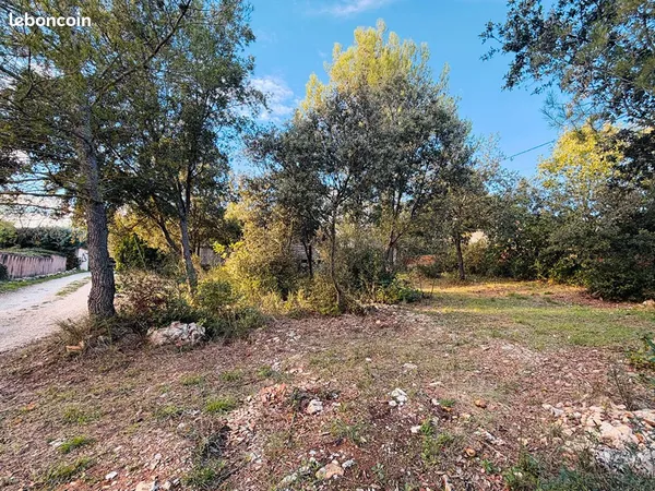 Terrain 1385 m² SAINT MAXIMIN LA SAINTE BAUME