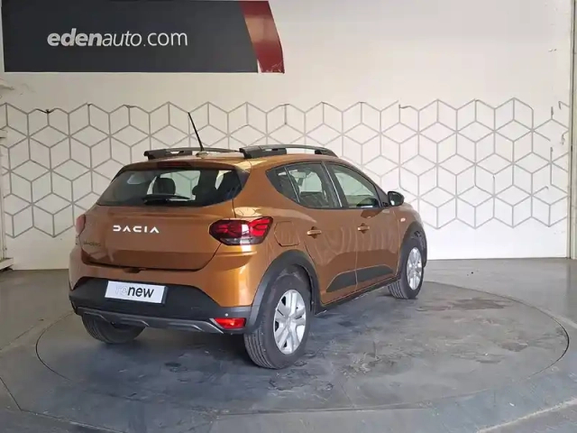 Dacia Sandero eco-g 100 — photo 4