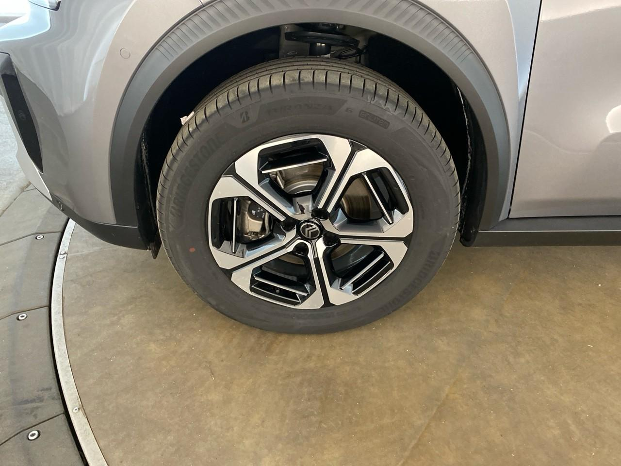 Citroën C3 Aircross hybride 145 ch aut max — photo 11