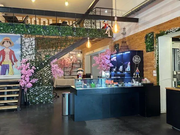 Loue local commercial 230m2