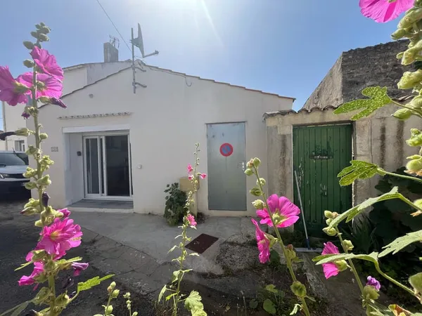 Charmante petite Maison de Pays Rénovée avec Goût