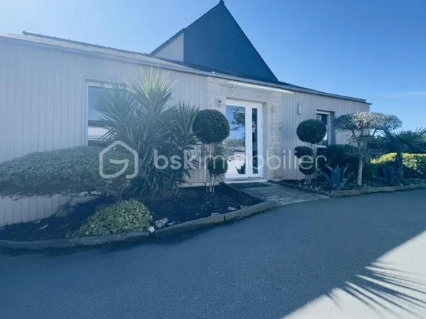 Maison 8 pièces 250 m²