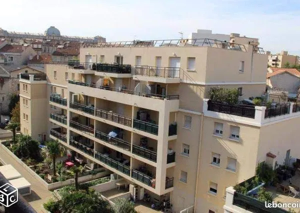 T2 Belle de Mai 13003 MARSEILLE