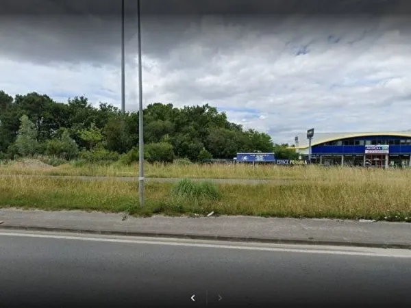 Terrain à LOUER