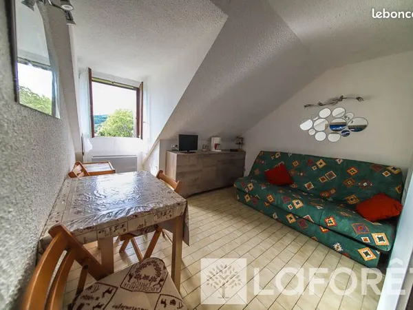 Studio 1 pièce 19 m²