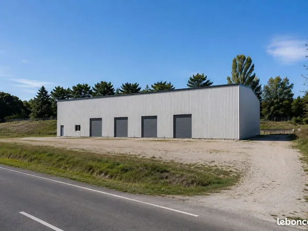 Entrepôt 10000 m² AIX EN PROVENCE