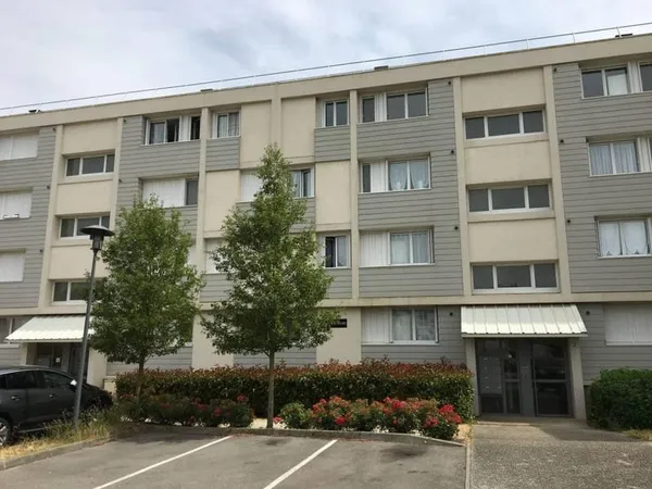 TILLIERES SUR AVRE - T4 de 70 m²