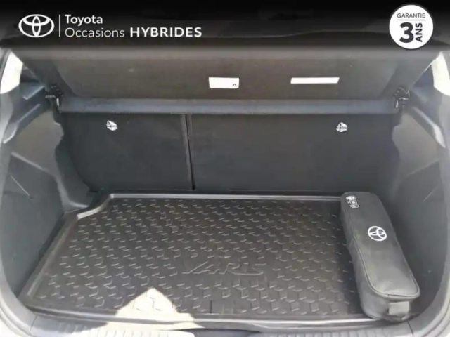 Toyota Yaris 116h design 5p my22 — photo 10