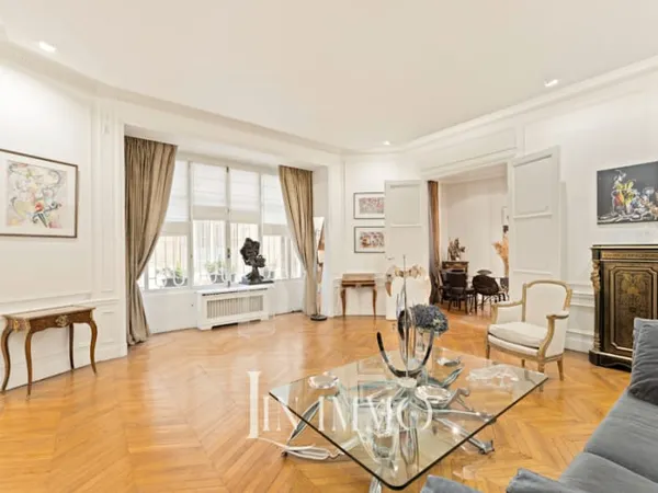 Appartement 6 pièces 40 m²