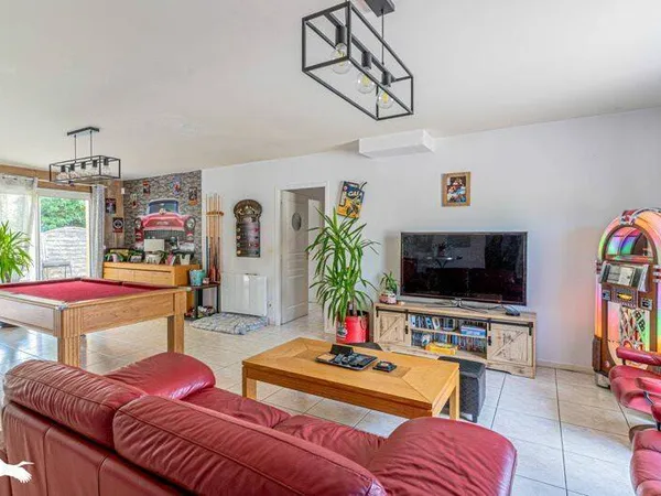 Maison 6 pièces 143 m²