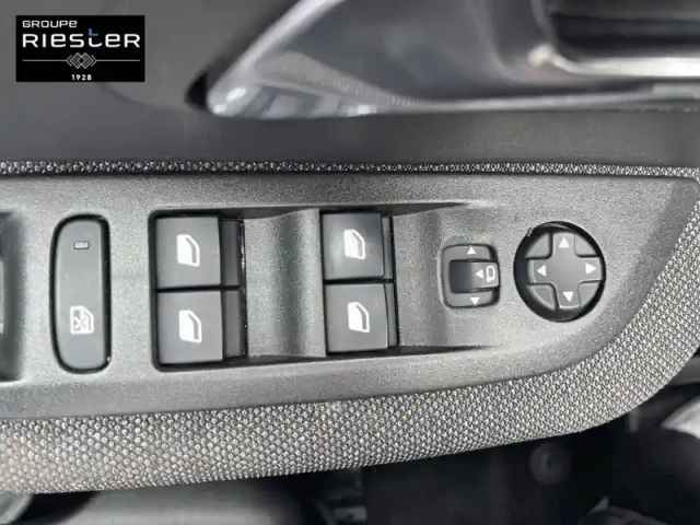 Peugeot 208 electrique 50 kwh 136ch — photo 15