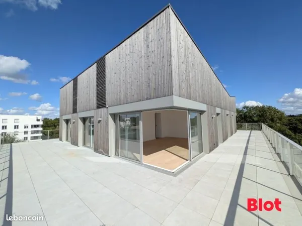 Appartement 6 pièces 155 m²