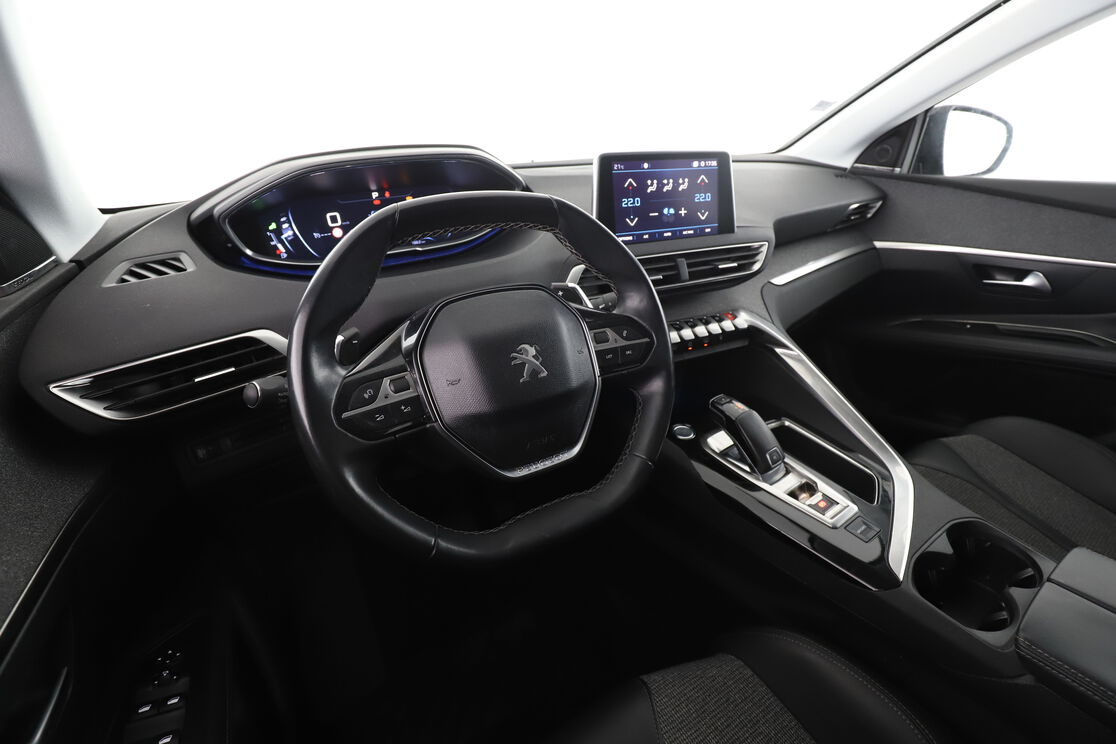 Peugeot 3008 1.6 THP Allure EAT6 — photo 10