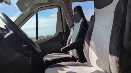 Ford Transit Challenger 2.0 Ecoblue 170 - 250 Start Edition – 2023 – 21081 km – Diesel – Boîte Manuelle — photo 17