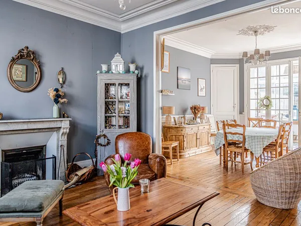 Maison bourgeoise 178 m² - 7 chambres - Jardin sud - Quartier Dunois - Orléans