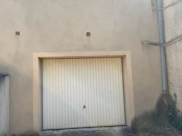 Loue Garage indépendant 52 m2
