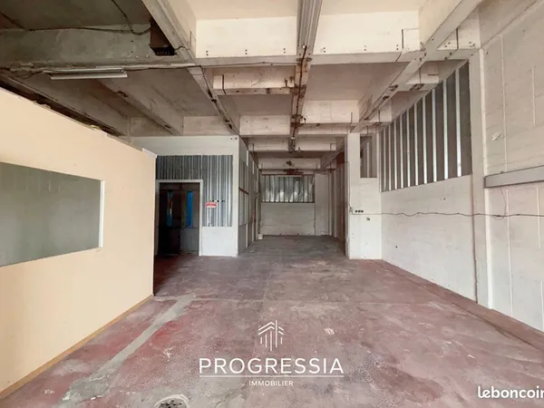 Local 300 m² LE HAVRE
