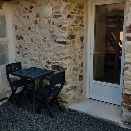 Maisonette studio meublé (toutes charges comprises)