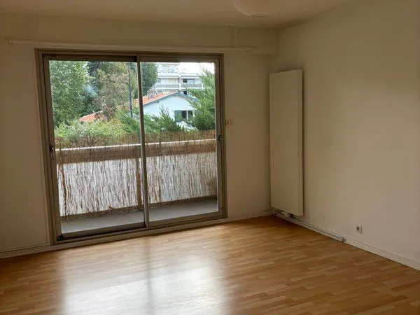 2 pièces 50 m2 850