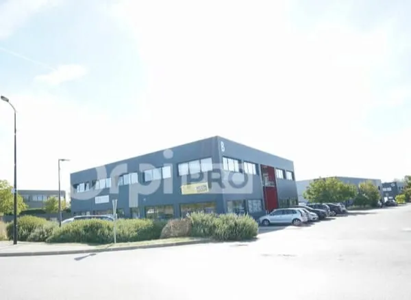 Bureaux 225 m²