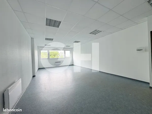 Bureaux 24 m² MAUBEUGE